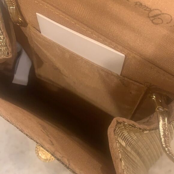 Whiting & Davis Gold Metallic Evening Bag - Picture 6 of 9